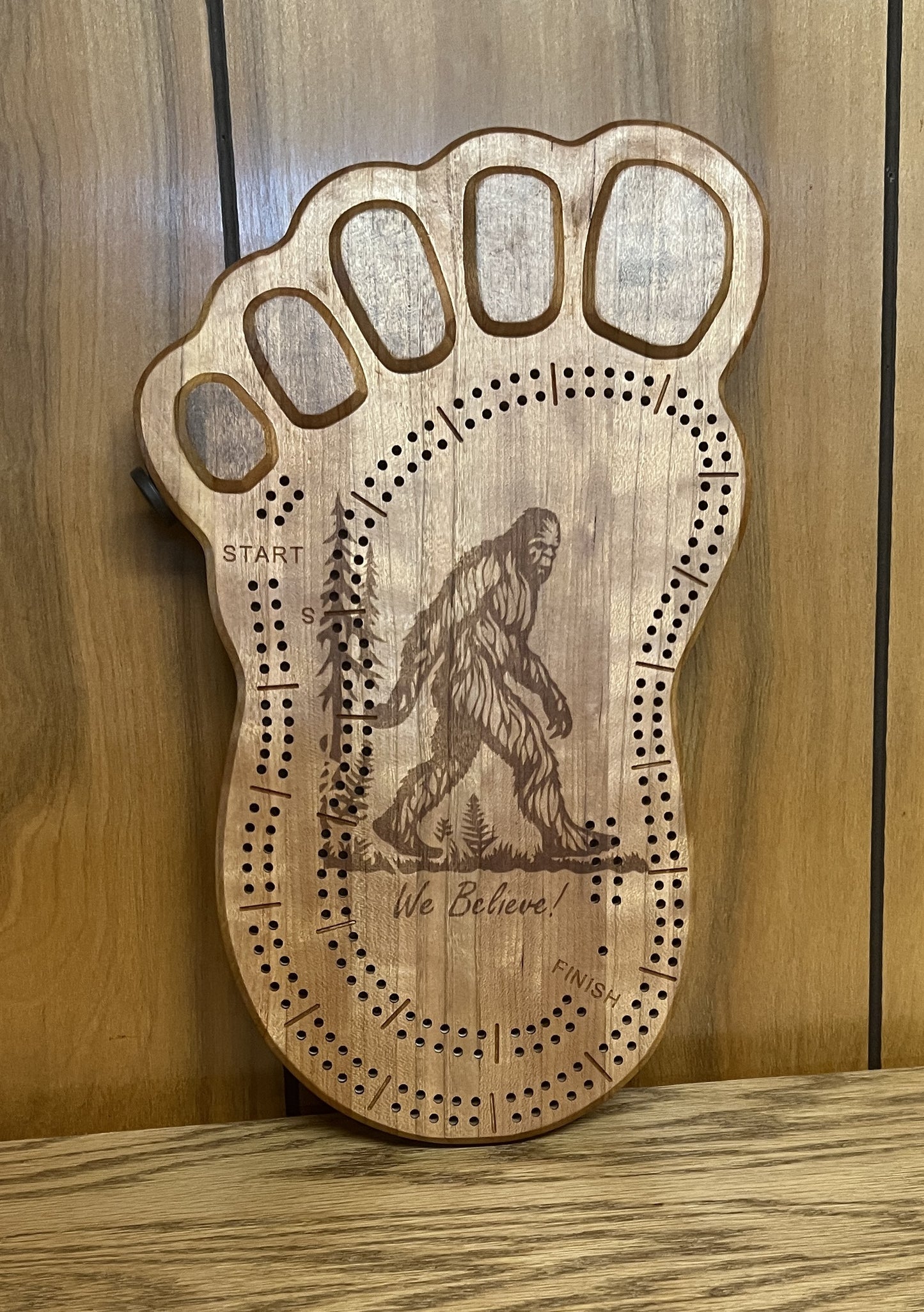 Montana Outlaw Cribbage Board