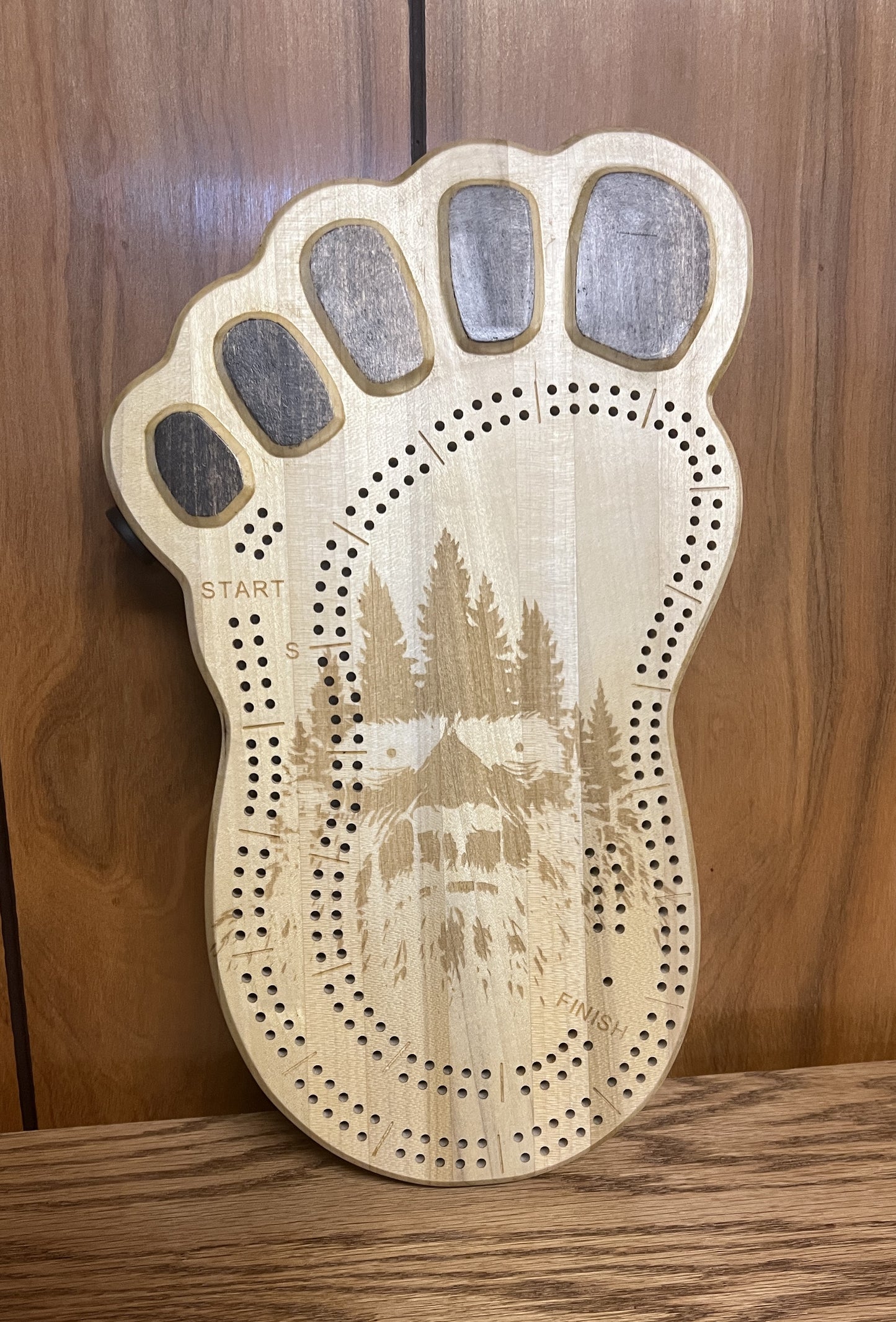 Montana Outlaw Cribbage Board